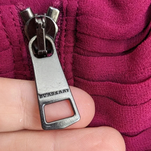 Burberry London Pleated V-neck Dress. - Picture 4 of 10